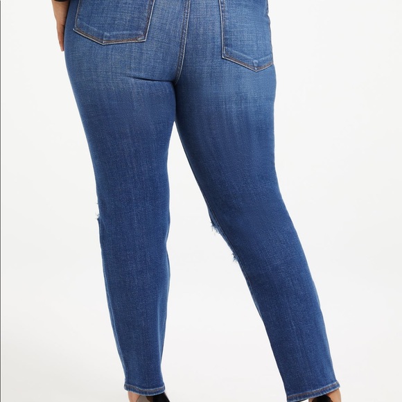 NWT Good American Slim Straight Jeans - 18 - Picture 4 of 7